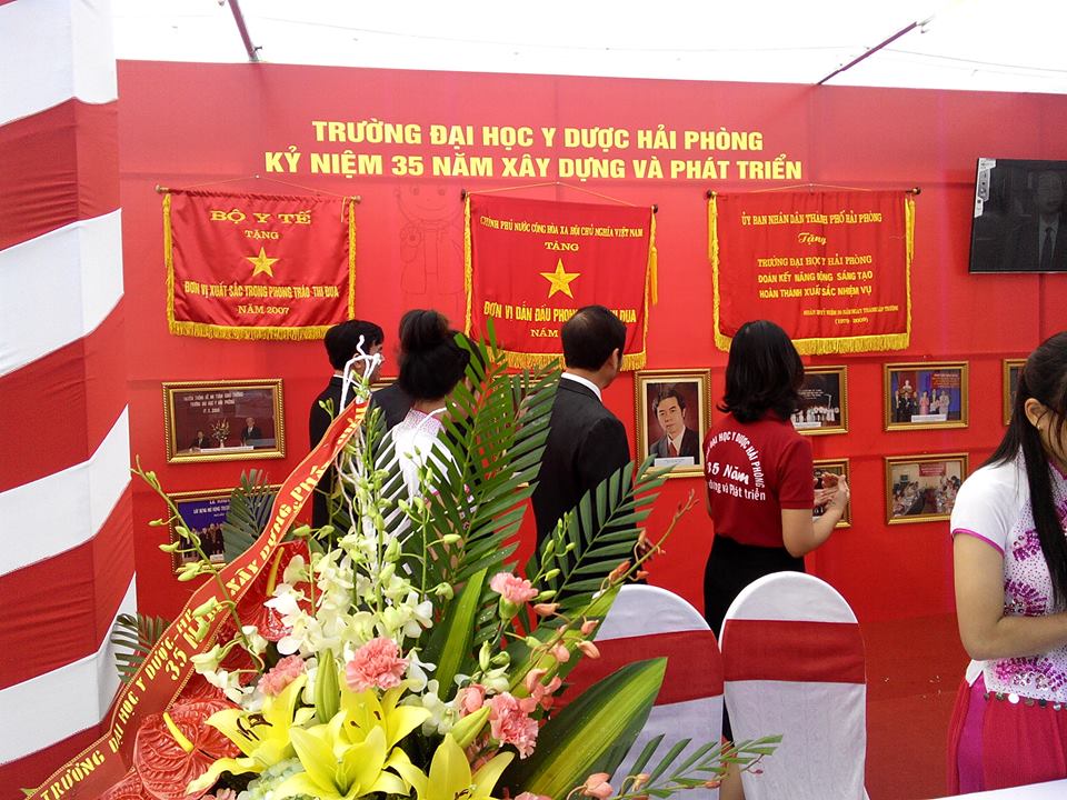 cho thue khung bien dai hoc y hai phong 07